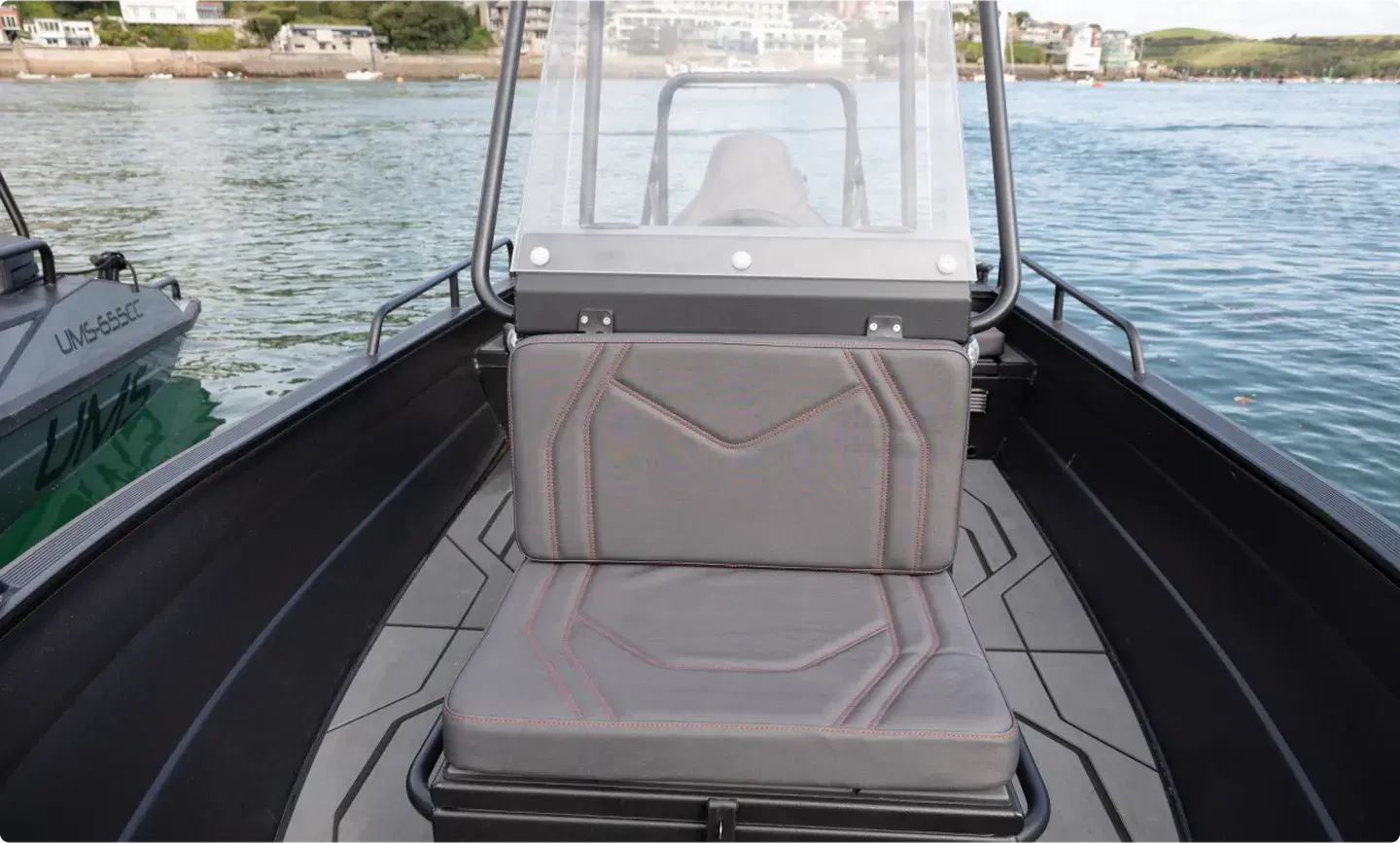 Lockers in the bow and aft