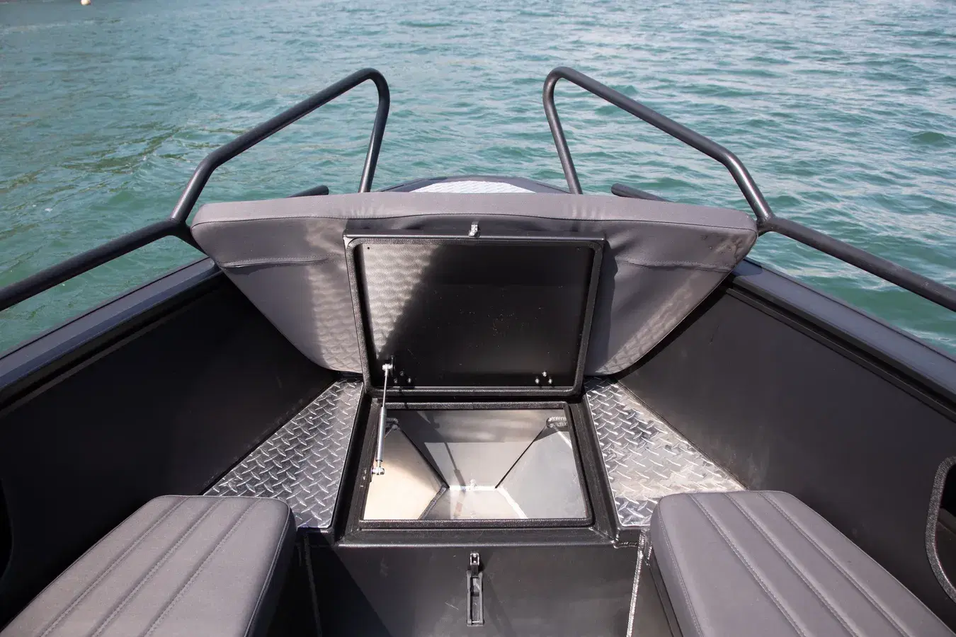 Lockers in the bow and aft